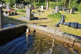 Das Wasser fließt wieder.