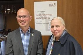 Oberbürgermeister Daniel Keip und Prof. Dr. Barbara Seliger.