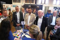 Die Stände werden auch von Fachpublikum frequentiert