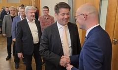 Eine Stunde lang hieß Daniel Keip die Gäste seiner Amtseinführung persönlich willkommen.