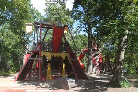 Drachenspielplatz auf dem Marienberg