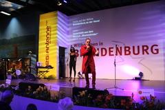 Bühnenprogramm mit Hank Teufer