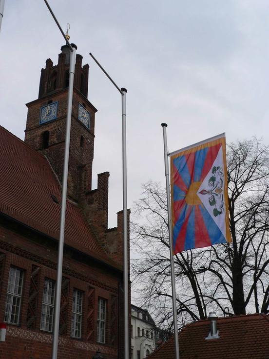 Havelstadt zeigt Flagge