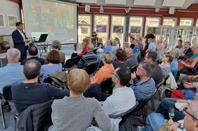 Oberbürgermeister Steffen Scheller gratulierte zum Jubiläum und dankte insbesondere dem Förderverein Krugpark für sein Engagement.