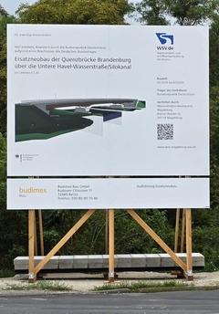 Das Bauschild zur Quenzbrücke