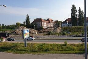 Abbruch der Widerlager des alten Brückenbauwerkes