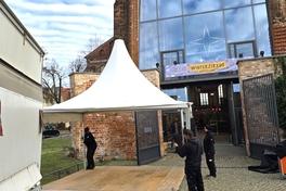 Der Winterzirkus zieht in die Johanniskirche und auf den angrenzenden Platz.