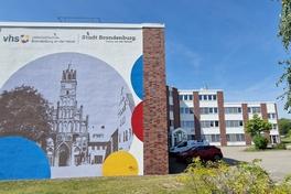 Außenansicht der Volkshochschule