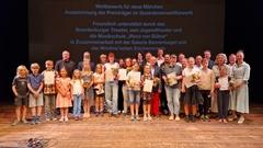 Mit diesem Schlussbild der Märchen-Matinee für die Illustratoren endete der 20. "Undine"-Wettbewerb für neue Märchen.