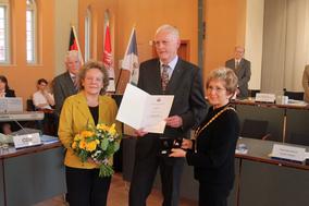 Ehrenmedaille verliehen