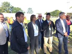 Neben den Wettkämpfen zeigte Uwe Philipp von der Regattastrecke das Gelände und die Gebäude.