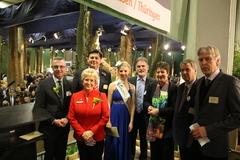 Gemeinsame Eröffnung des Blumenhallenempfangs: Dr. Dietlind Tiemann, Jürgen Mertz (rechts), Präsident des ZVG, und Andreas Geisel (2. v. re.), Berliner Senator für Stadtentwicklung