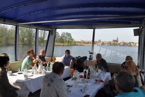 Russische Gäste auf dem Boot