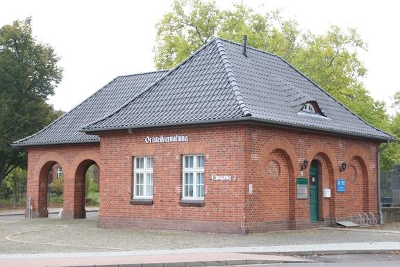 rotes Backsteingebäude des Bürgerservice in Kirchmöser