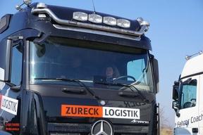 Zum Auftakt der Frauenwoche am 03.03.2018 bot das Mercedes-Autohaus den Frauen große “Brummis“ zum Testen an.