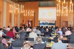 Über 60 Gäste aus Politik und Wirtschaft folgten der Einladung.