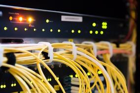 Stadt Brandenburg vergibt Konzession für geförderten Glasfaser Breitbandausbau an die Deutsche Telekom