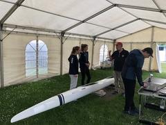 Kanu auf der Bootswaage