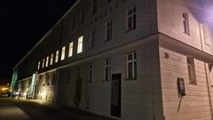 Die Wahlnacht war lang, die Wahlzentrale der Stadtverwaltung am Nicolaiplatz 30 noch bis weit nach Mitternacht erleuchtet und belebt..