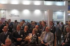 Oberbürgermeister Frank Szymanski, Landrat Harald Altekrüger, Oberbürgermeisterin Dr. Dietlind Tiemann, Oberbürgermeister Jann Jakobs und Bürgermeister Ronald Seeger (v.l.n.r.)