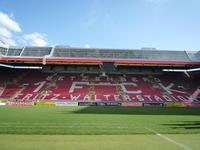 Blick von der Tribüne in das Stadion