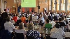 Im Rolandsaal des Altstädtischen Rathauses wurde der 30. Geburtstags des SOS-Kinderdorfes Brandenburg gefeiert.