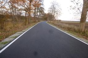 Mahlenzien, Verbindungsstraße