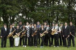 Bigband gibt Konzert