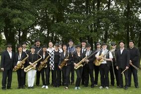 Bigband gibt Konzert