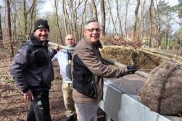 Premiere für Baumpaten-Pflanzaktion im Brandenburger Stadtwald