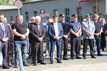 Die Festgäste sind sichtlich bewegt.