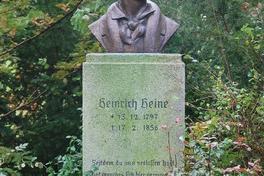 Feierliche Rückkehr der Heinrich-Heine-Büste