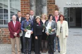 Ausbildungsverträge überreicht