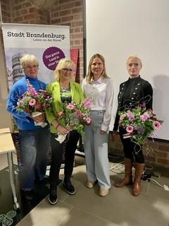 Teilnehmerinnen der Runde: Ilse Promnitz, Sabine Schönfuss, Jeanette Horn und Katharina Burges.