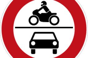 Verkehrszeichen 260, Verbot für Krafträder, auch mit Beiwagen, Kleinkrafträder und Mofas sowie für Kraftwagen und sonstige mehrspurige Kraftfahrzeuge