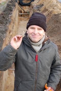 Archäologe Torsten Trebeß in Schmerzke