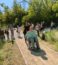Der Stadtverordnete René Kretzschmar wechselte die Perspektive, wagte den Selbstversuch im Rollstuhl.