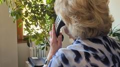 Frauen, die von geschlechtsspezifischer und/oder häuslicher Gewalt betroffen oder bedroht sind, finden in Frauenschutzeinrichtungen Unterstützung.