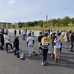 Zum Üben wurde ein Kreis gebildet