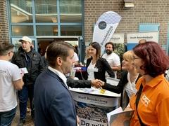 Reges Treiben beim Berufemarkt