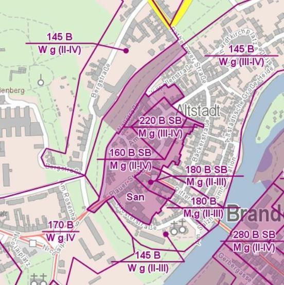 Auszug aus der digitalen Bodenrichtwertkarte für den Bereich der Altstadt zum Stichtag 31.12.2017.Das umfassende Sanierungsgebiet ist farbig hinterlegt.