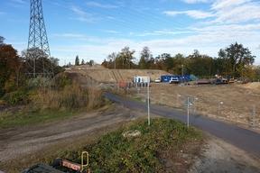 Erdwall auf der Westseite Richtung Quenz