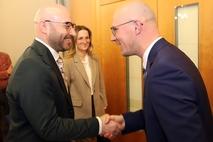 Zu den Gratulanten gehörte auch Innenminister René Wilke.