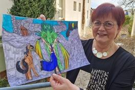 Die erste Einsendung im bildkünstlerischen Teil des 21. "Undine"-Märchenwettbewerb ist bereits in der Fouqué-Bibliothek eingetroffen.