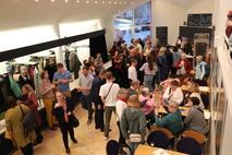 Die Pause wurde für viele Gespräche genutzt.