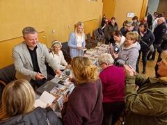 Die Renate-Bergmann-Bücher sind heiß begehrt.