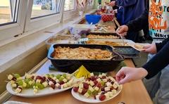 Das reichhaltige Büffet.