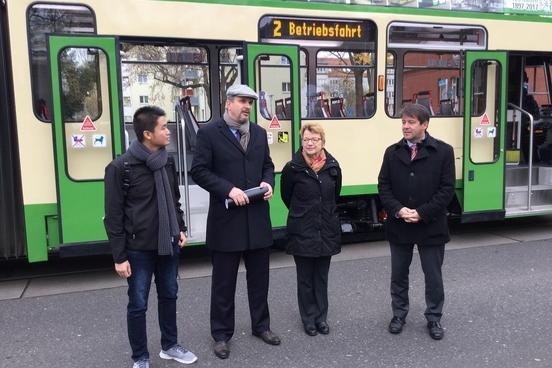 Bürgermeister Steffen Scheller: Bekenntnis zur Straßenbahn / Neue Angebote für Pendler 