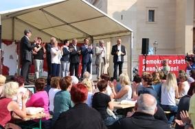 Über 1.000 Bürgerinnen und Bürger bei Aktionstag vor dem Landtag in Potsdam