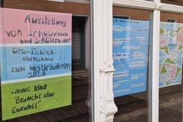Schaufensterausstellung im Gotischen Haus in der Ritterstraße.